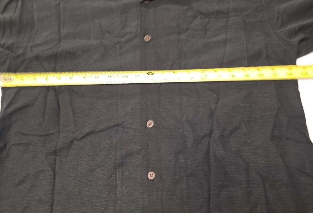 Tommy Bahama Men's Black 'Wine a Little' embroidered shirt large - Picture 5 of 10